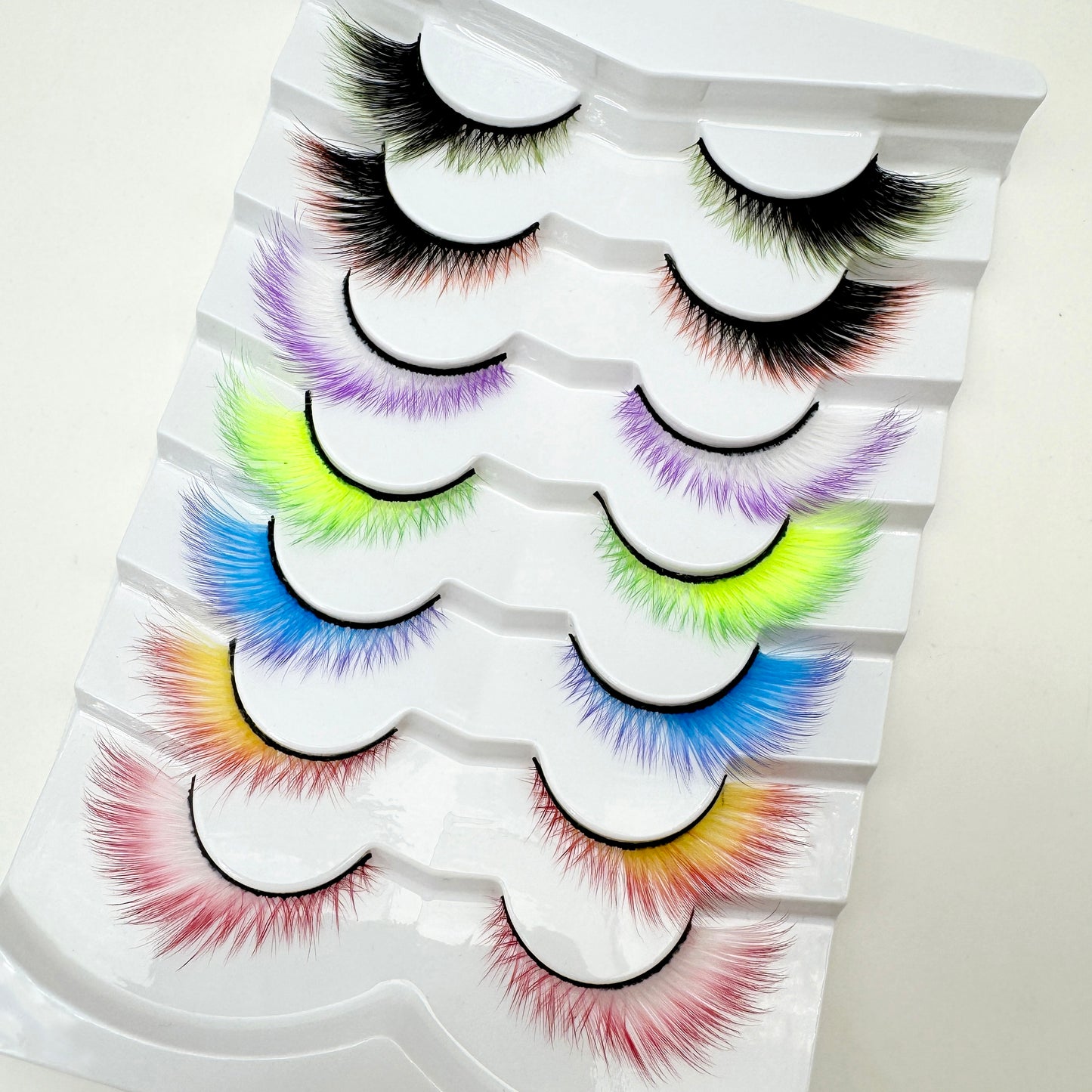Cils œil de chat dégradé de sept couleurs
