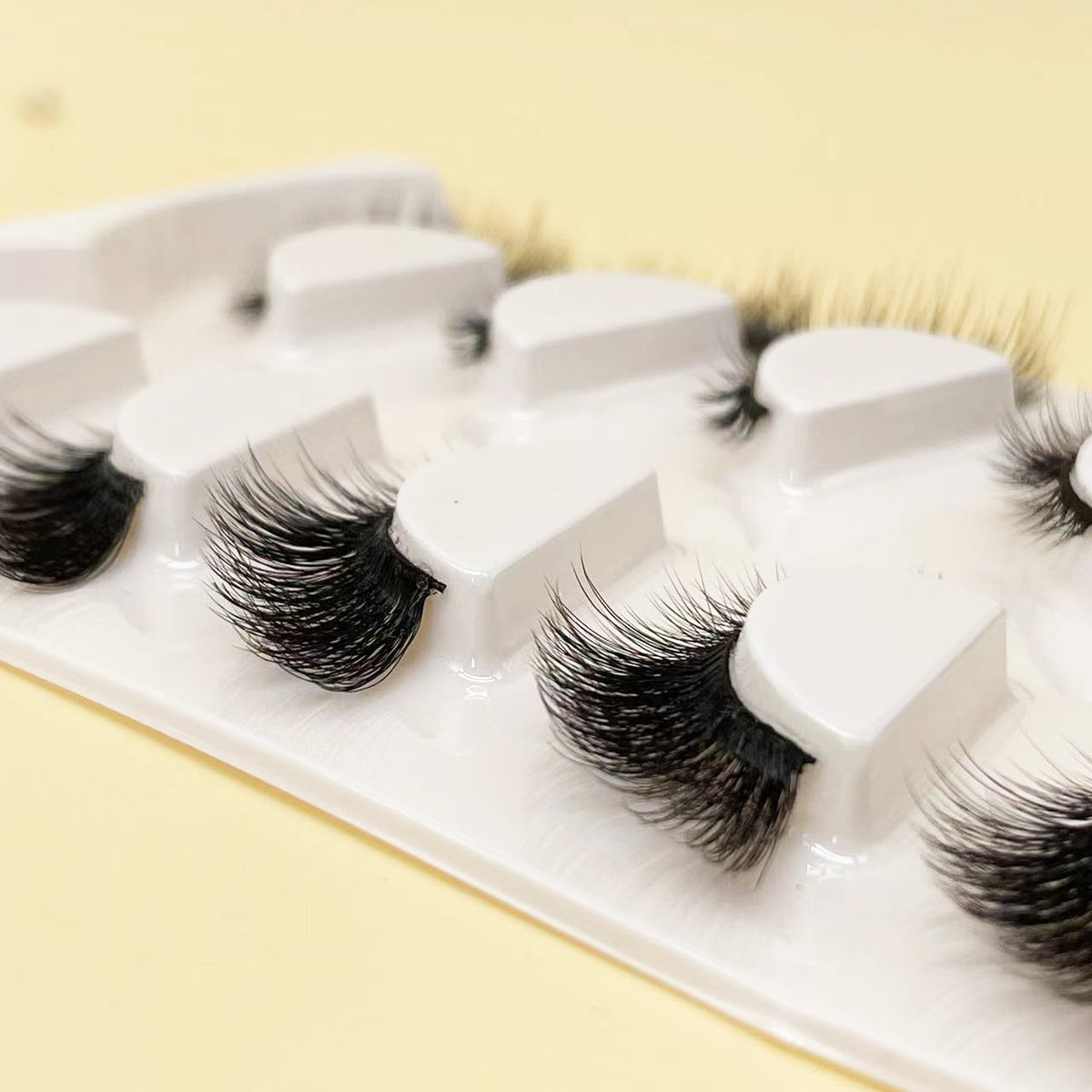 15-17mm Five-padded Cat's eyelashes --- GCA1699