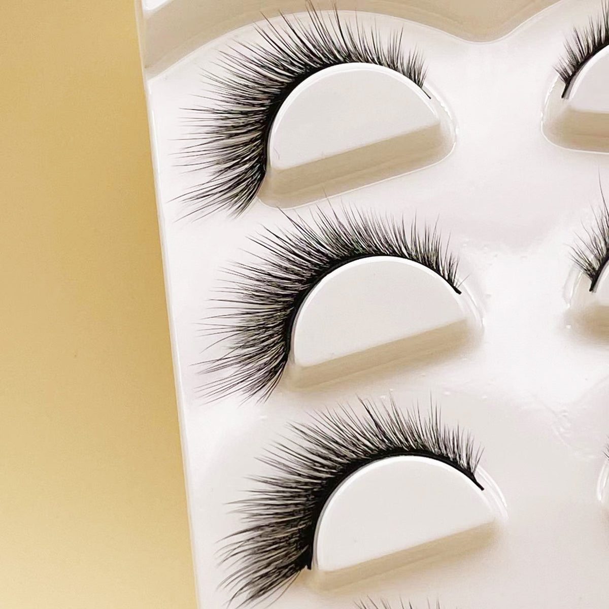 15-17mm Five-padded Cat's eyelashes --- GCA1701