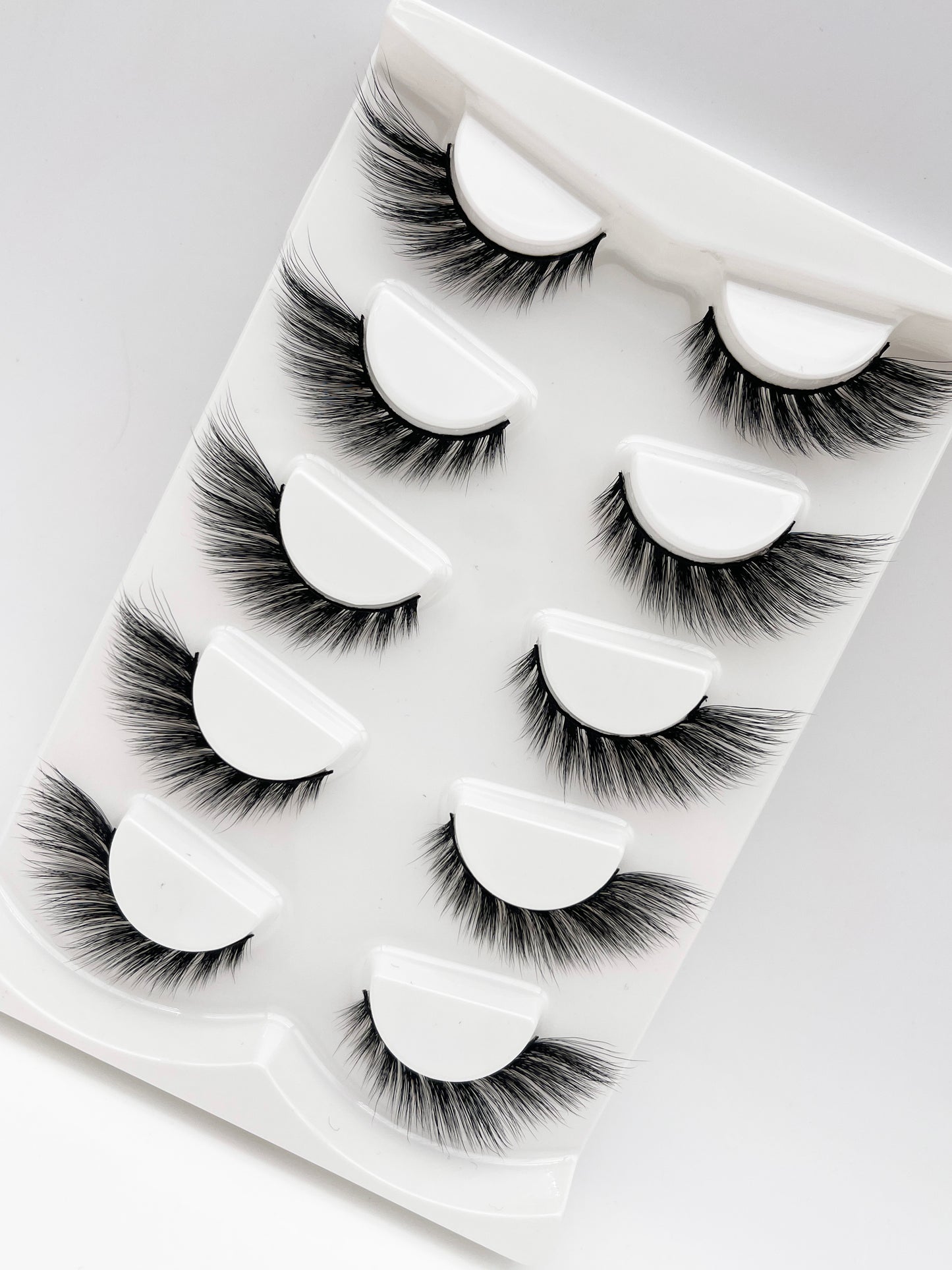 15-17mm Five-padded Cat's eyelashes --- GCA1704