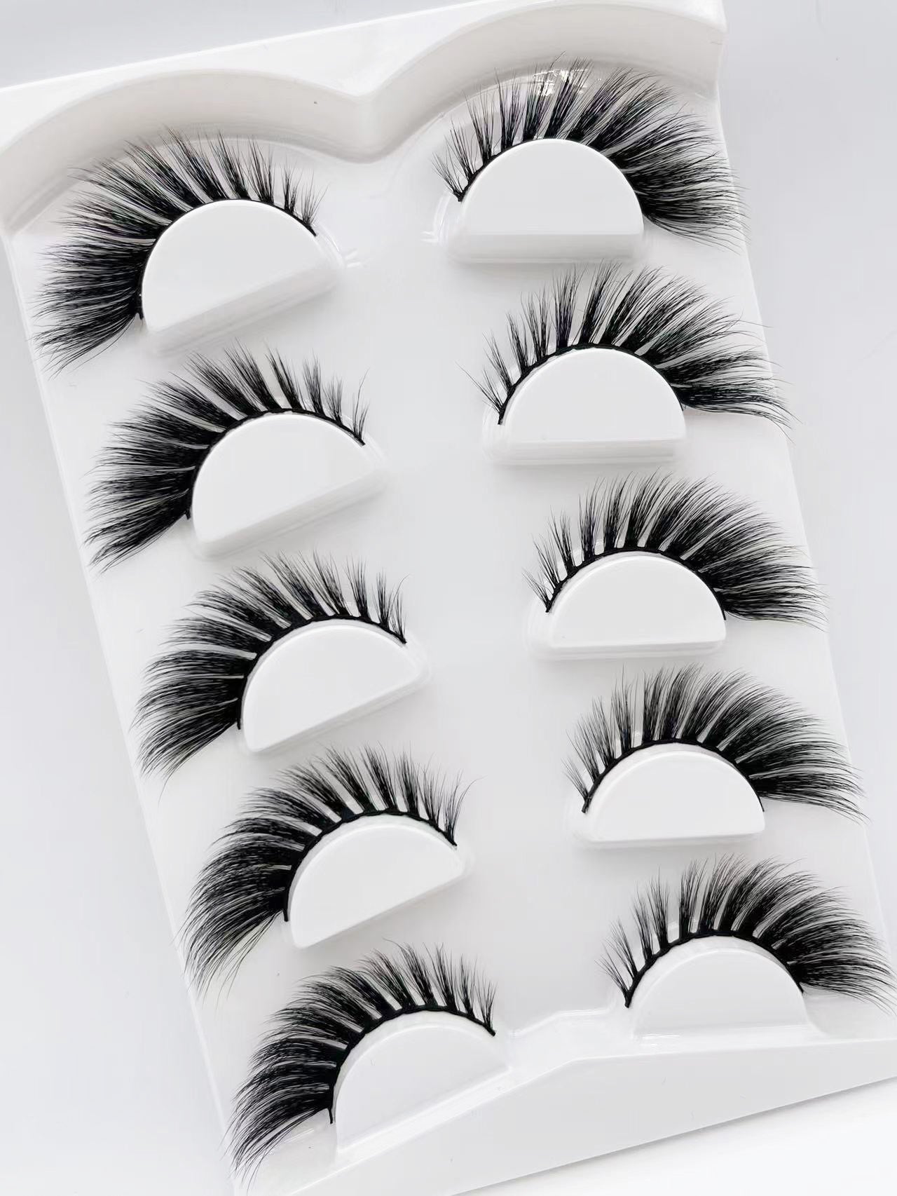 15-17mm Five-padded Cat's eyelashes --- GCA1706