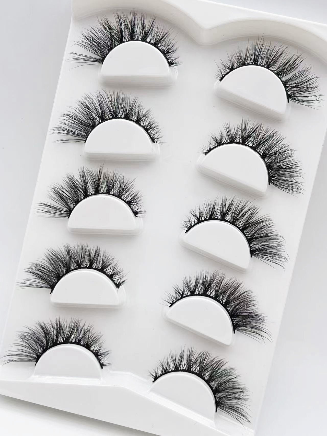 15-17mm Five-padded Cat's eyelashes --- GCA1708