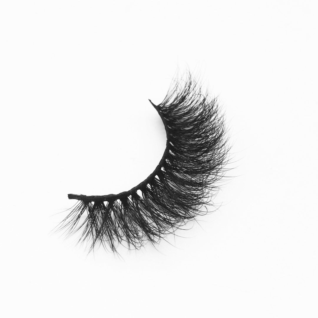 Full Strip Eyelashes 15mm --- GCA1796