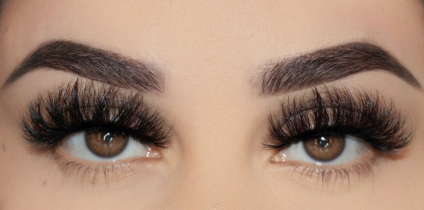 Full Strip Eyelashes 15mm --- GCA1798