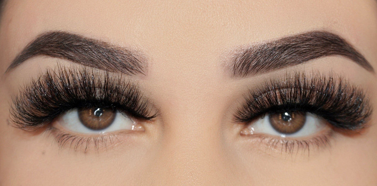 Full Strip Eyelashes 15mm --- GCA1799