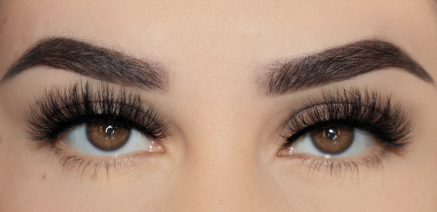 Full Strip Eyelashes 15mm --- GCA1800
