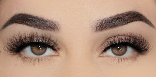 Full Strip Eyelashes 15mm --- GCA1807
