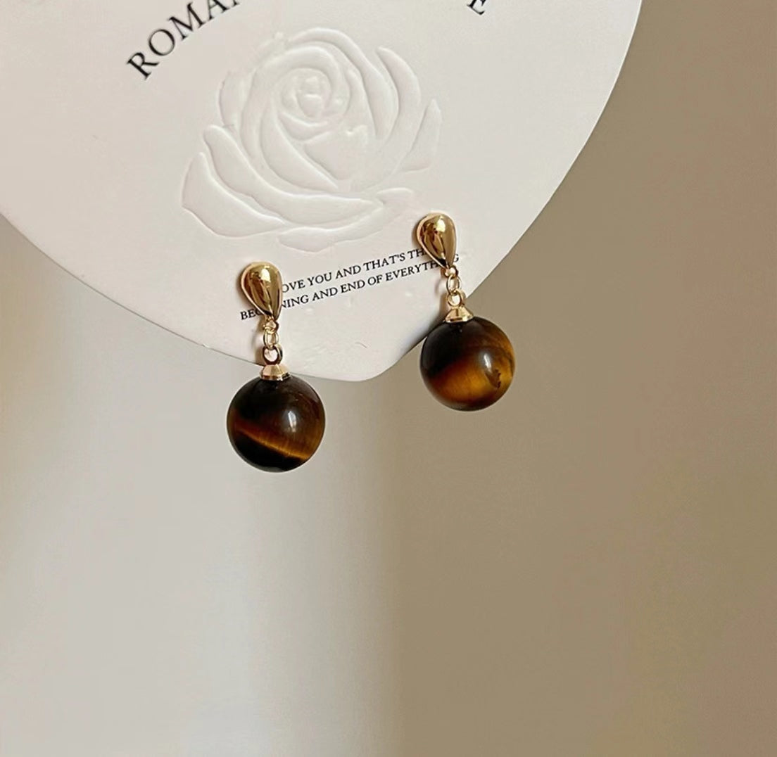 Medieval Curry Earrings Collection