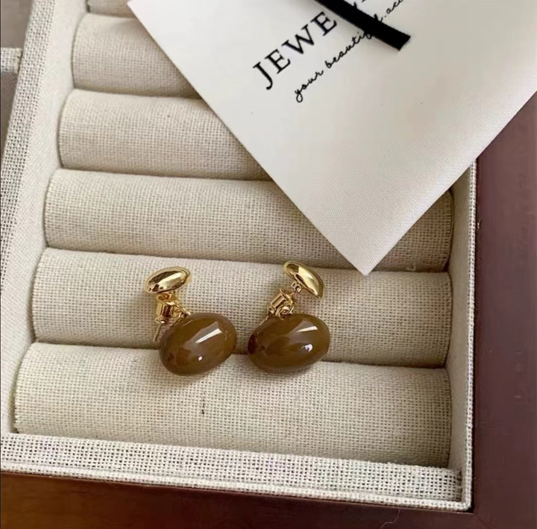 Medieval Curry Earrings Collection