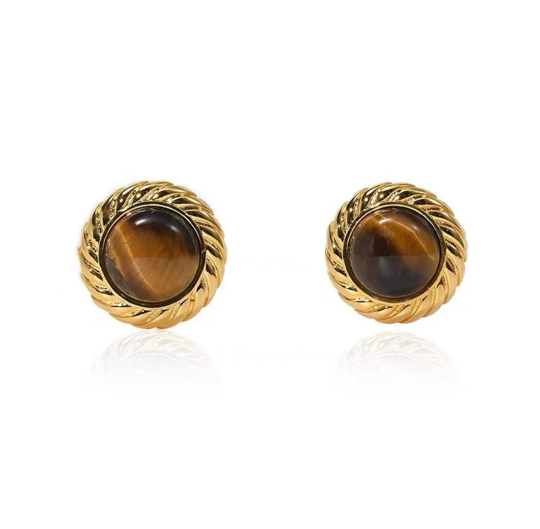 Medieval Curry Earrings Collection